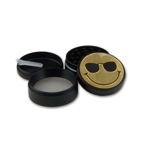 Dohányörlő fém smiley 4 r. 5 cm 85054